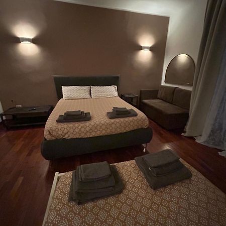 Anni Apartment Chiaia Naples Luaran gambar