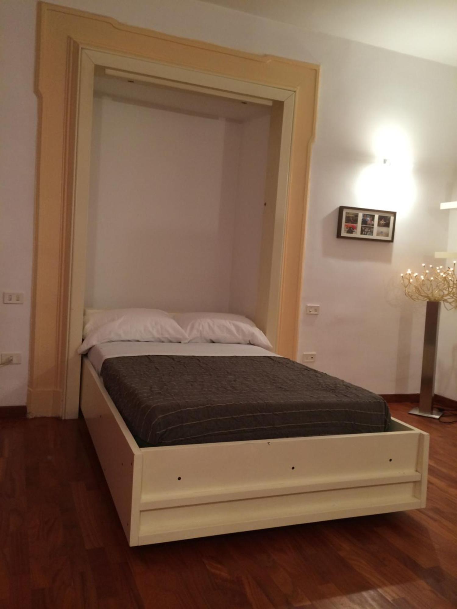 Anni Apartment Chiaia Naples Luaran gambar