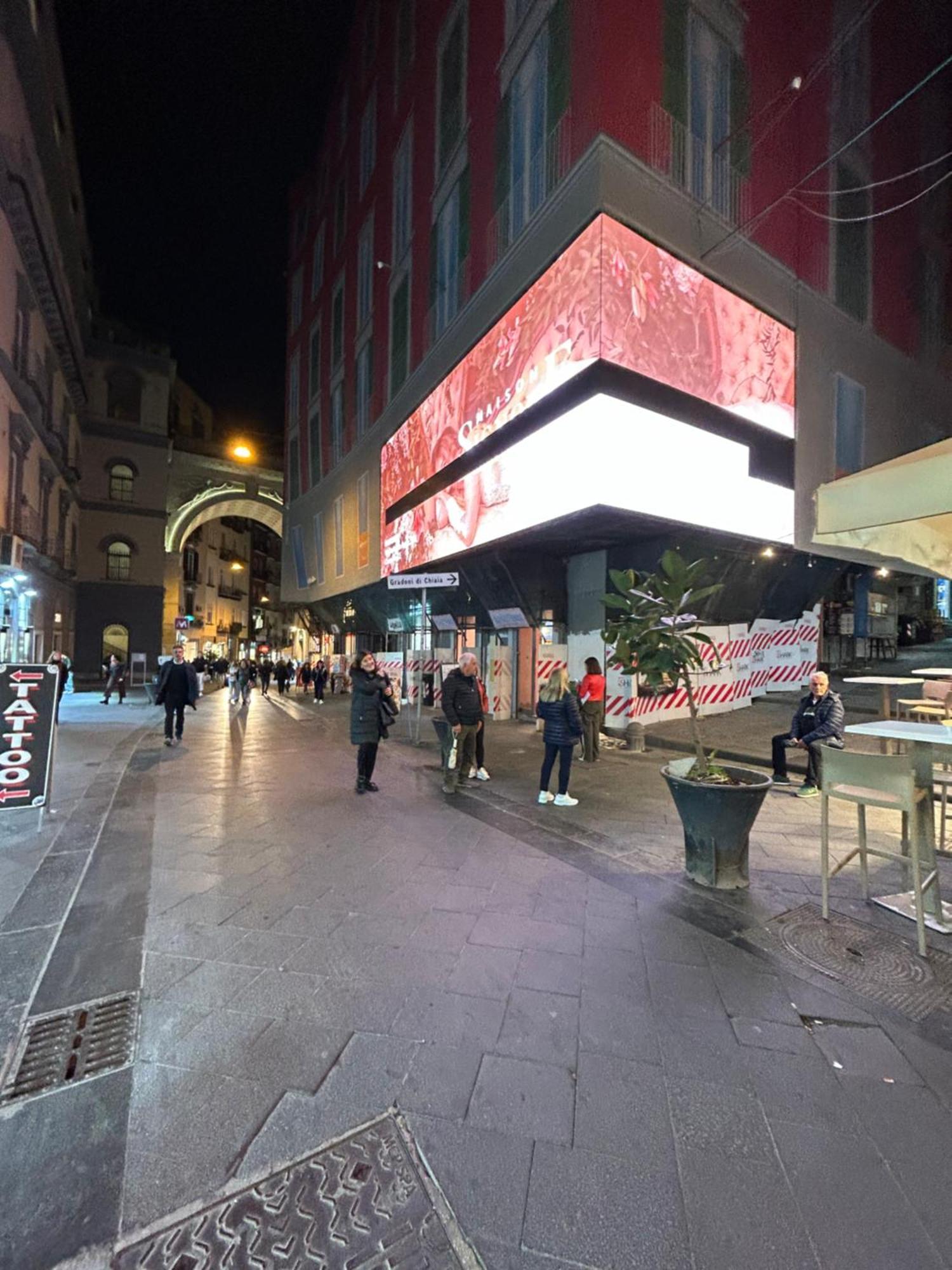 Anni Apartment Chiaia Naples Luaran gambar