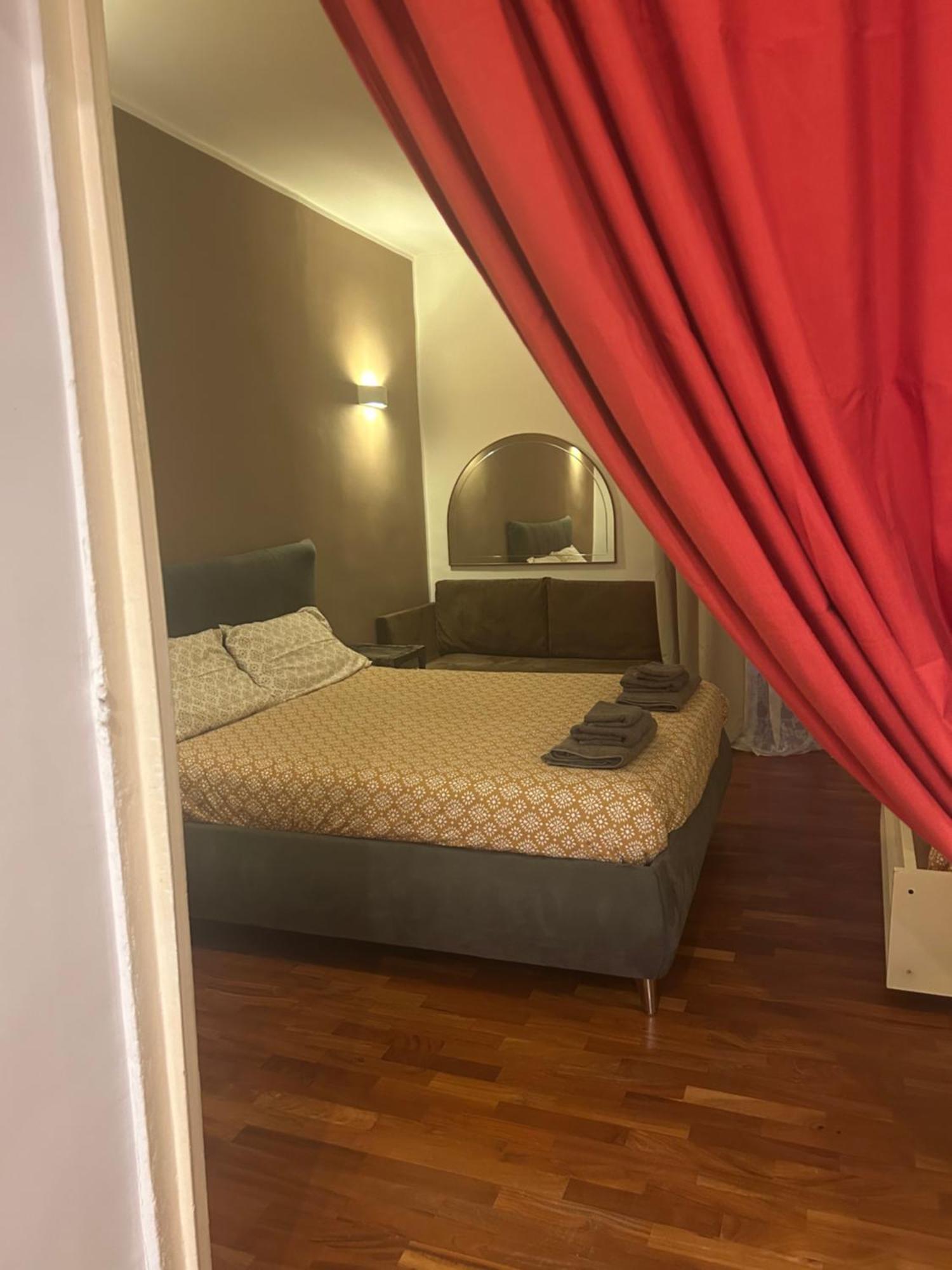 Anni Apartment Chiaia Naples Luaran gambar